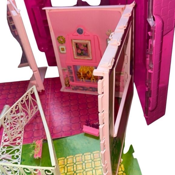 Barbie Fold 'n Fun Doll House w/ Furniture & Accessories, 1992 Mattel - Picture 8 of 12